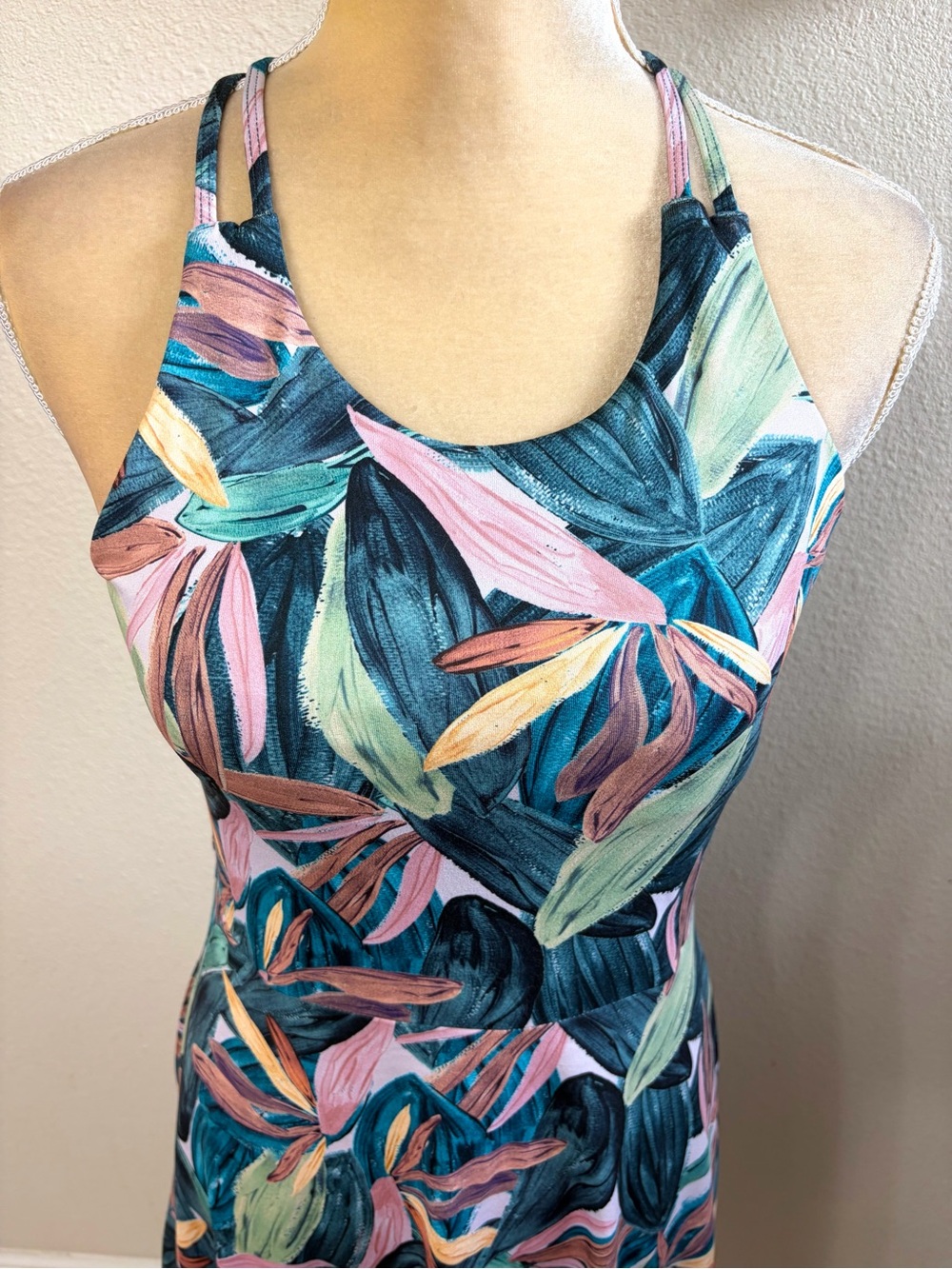 Title Nine Surefire Built-In Bra Stretch Dress Small - Picture 4 of 10